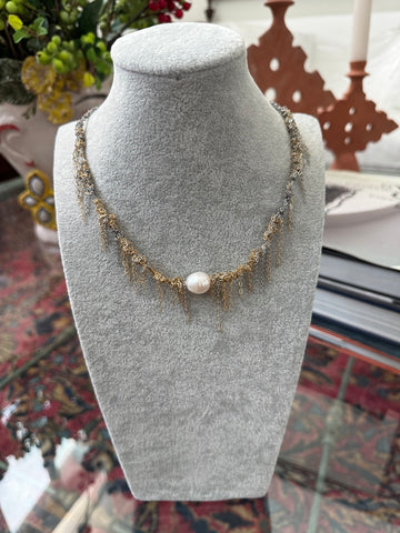 Lila Pearl Light Necklace